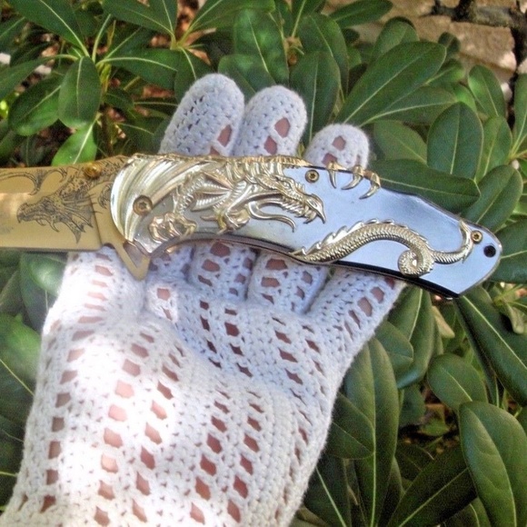 Collectible Fantasy Golden 3D Sculpted Wrap Around Dragon Knife w Gift Box - Picture 3 of 10